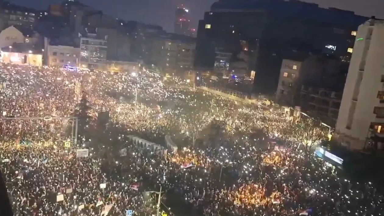 Proteste antiguvernamentale în Serbia. Opoziția acuză folosirea unor dispozitive interzise împotriva manifestanților