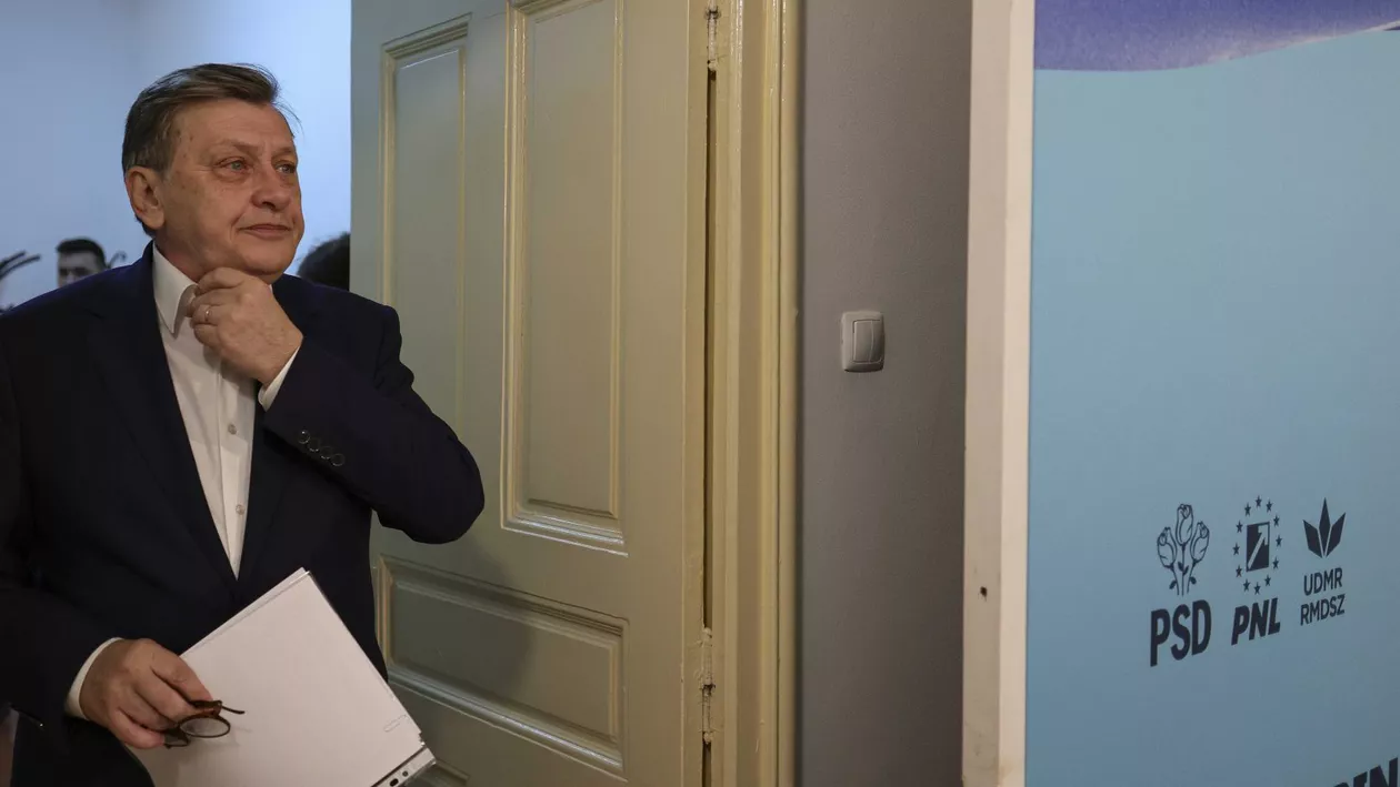 Crin Antonescu a prezentat copia declarației dată la Securitate, în 1988: “După cum observați, nu există niciun fel de informație sau vreo formă de angajament că aș furniza informații dintr-o parte în alta” (DOCUMENT)
