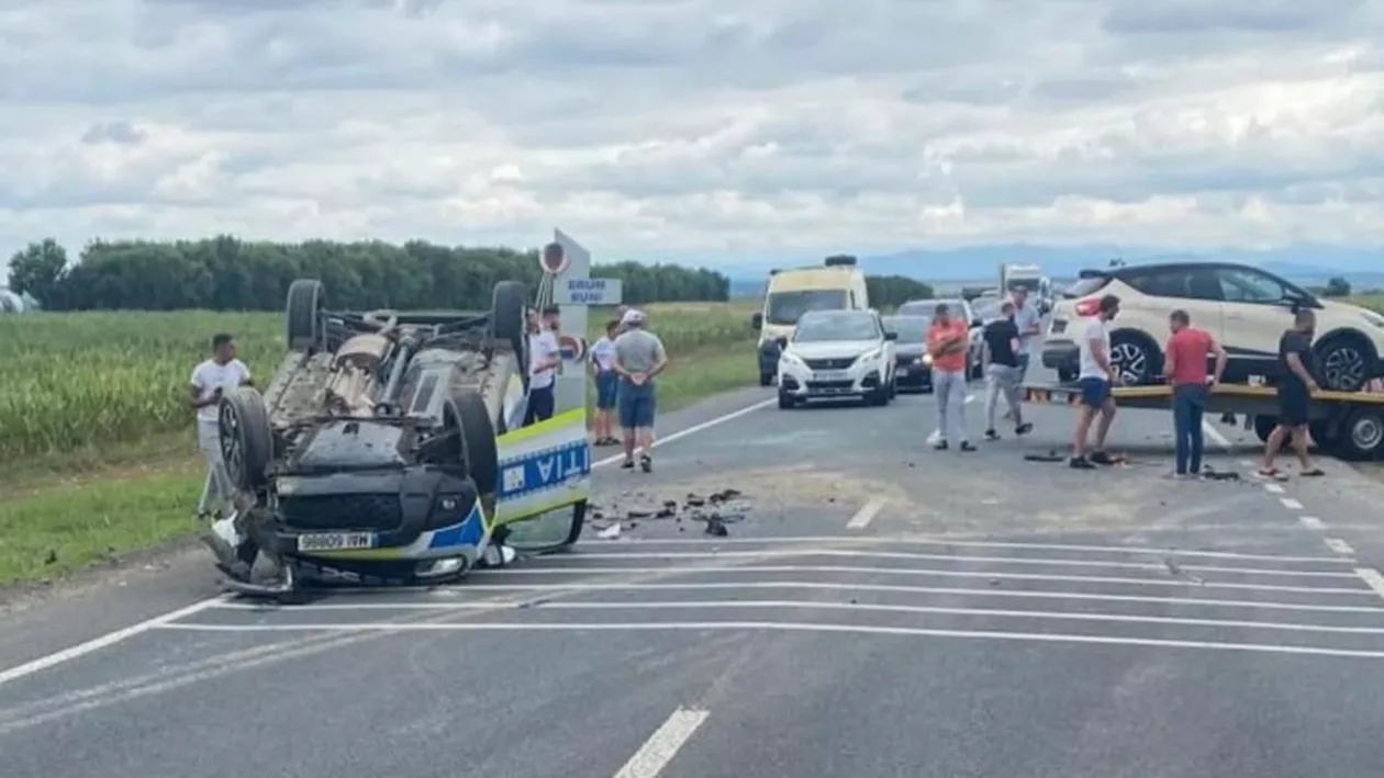 Accident mortal, în județul Timiș. O mașină de poliție, implicată în incident. Ce s-a întâmplat