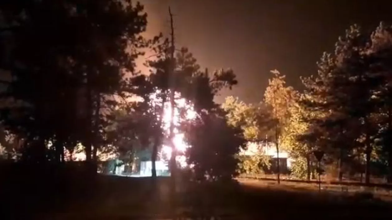 Explozie puternică la craterul cu gaze toxice format la Amara (VIDEO)