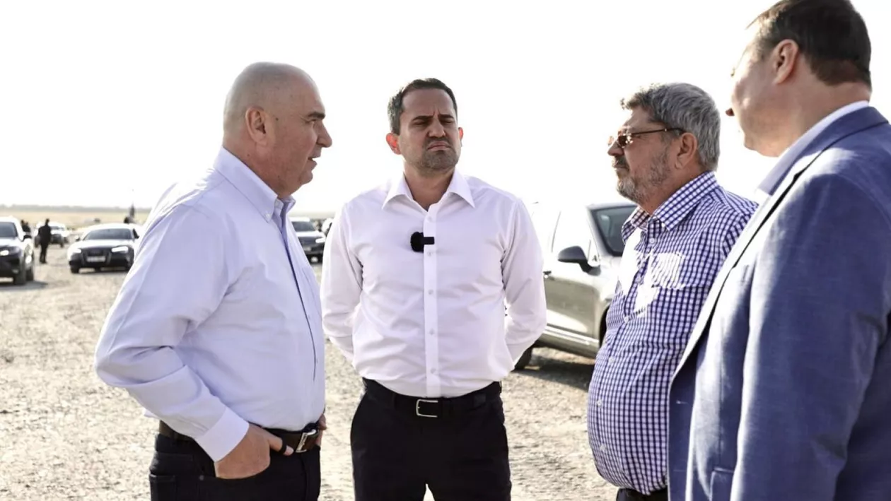 Ilie Bolojan o ia pe urmele lui Ciolacu. Premierul, în vizită pe șantierele autostrăzii A7