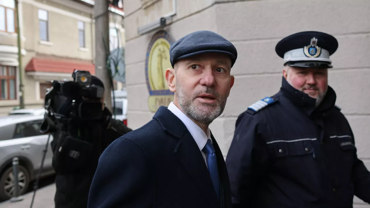 A murit generalul (r) SRI Dumitru Dumbravă. A fost trimis în judecată de DNA în urmă cu două luni, în dosarul lui Coldea