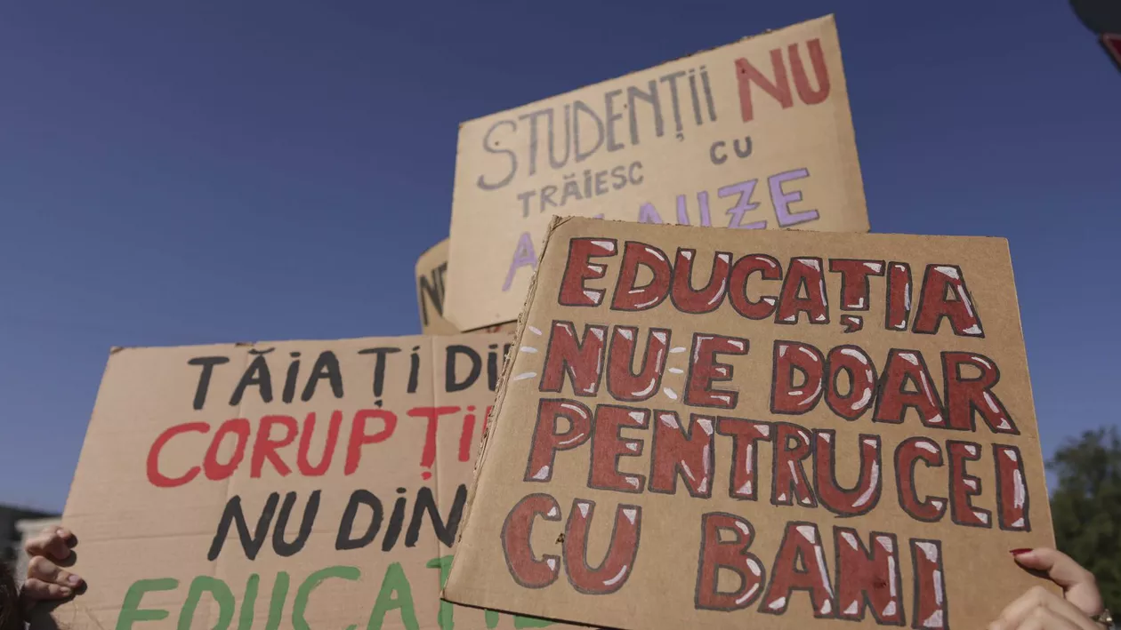 Profesorii protestatari au ajuns la Palatul Cotroceni. Liderii de sindicate au început discuțiile cu președintele Nicușor Dan (VIDEO, GALERIE FOTO)