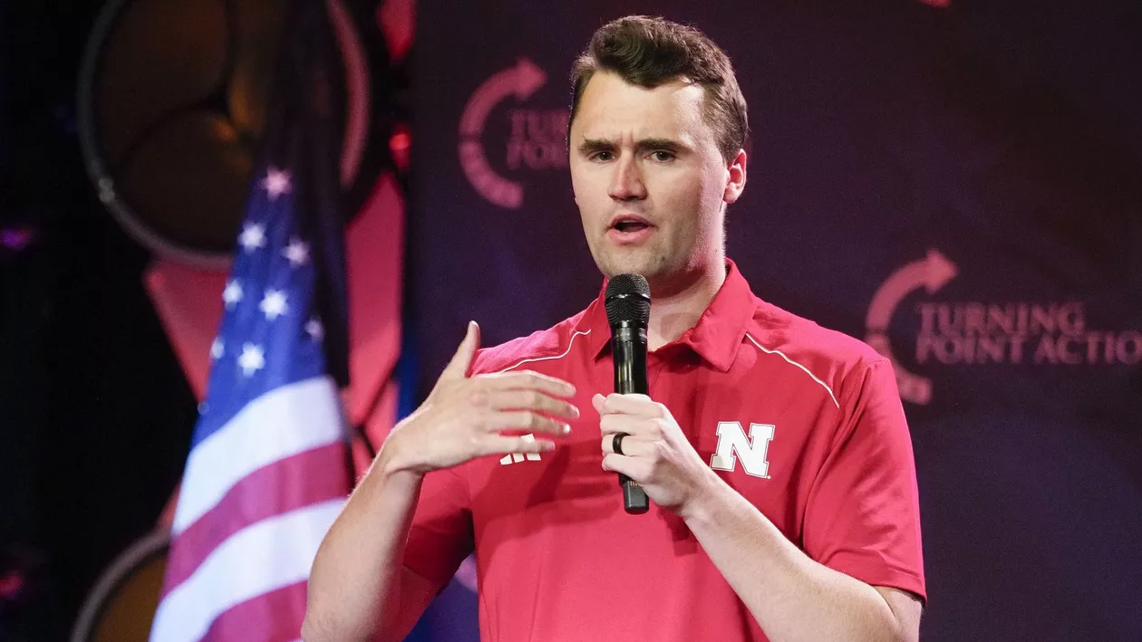 Ucigașul lui Charlie Kirk ar fi recunoscut fapta pe Discord, înainte ca poliția să îl prindă. Ce schimburi de mesaje au existat între el și prietenii săi