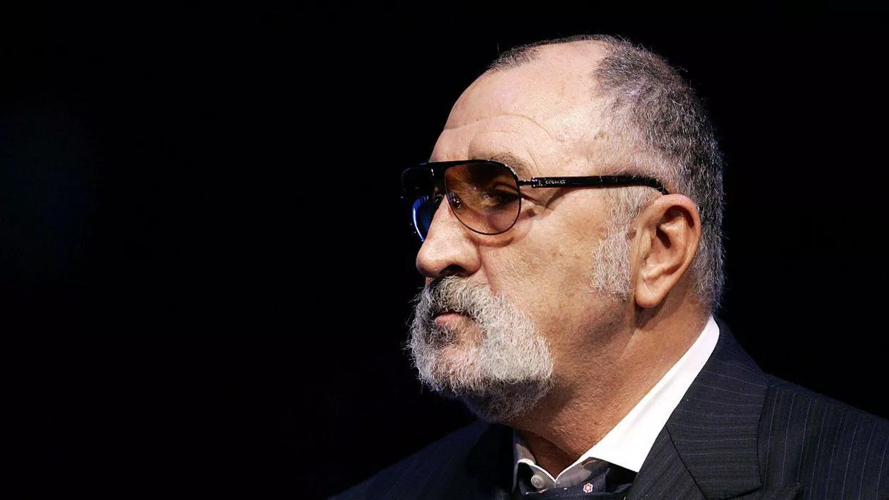 Ion Țiriac are un teren imens în Africa. Și Gigi Becali are pământ acolo, dar dintr-un alt motiv. „Vezi oamenii acolo trăind în urmă cu o sută de ani”