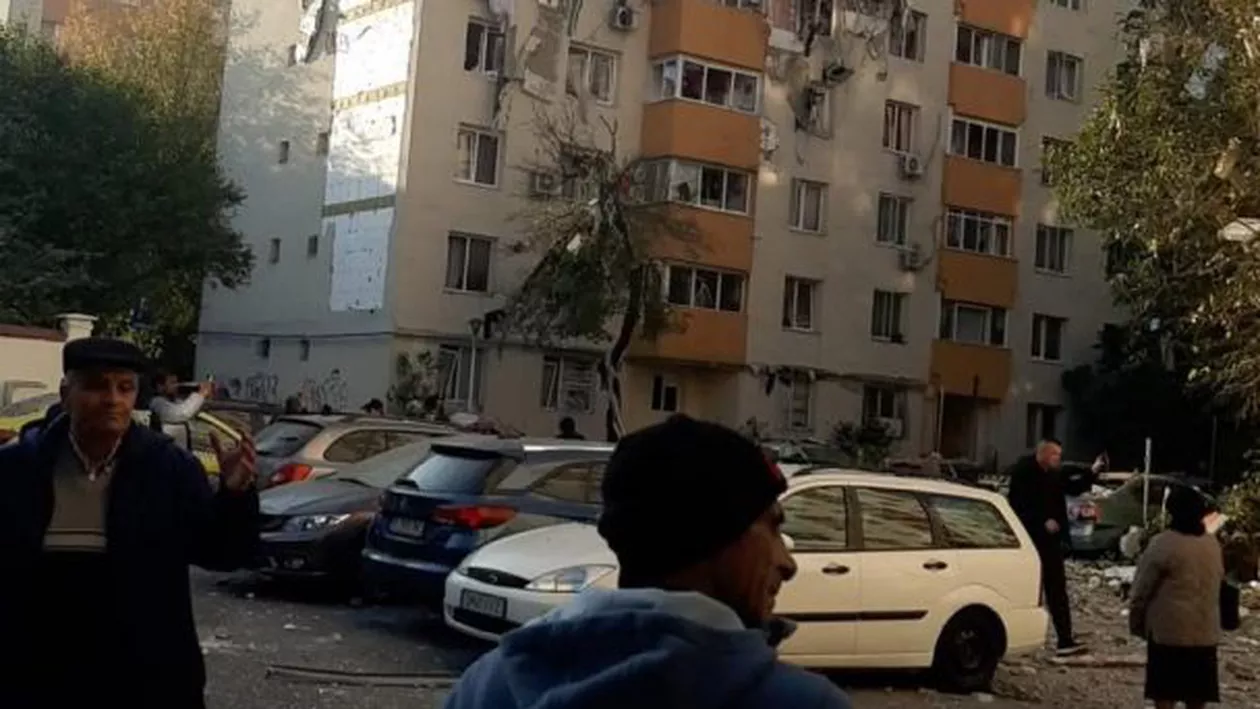 Locatarii din blocul explodat se revoltă. Statul vrea să îi facă chiriași (VIDEO)