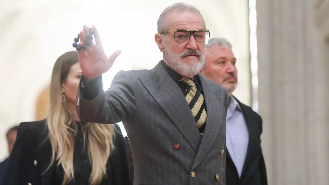 Gigi Becali i-a lăsat mască pe toți. Câți bani i-a oferit unei femei nevoiașe