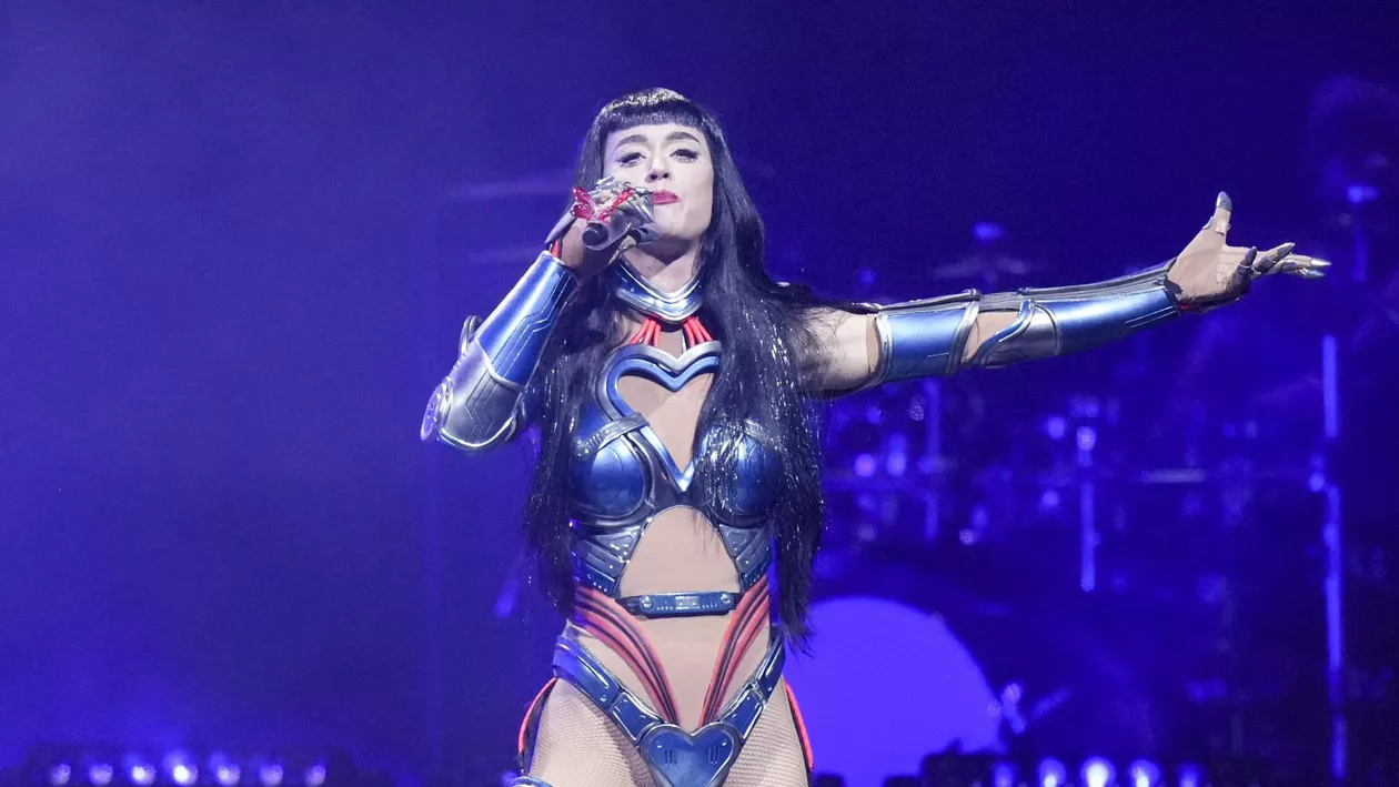 Katy Perry acuzată de agresiune sexuală. Incidentul s-ar fi petrecut la Melbourne în 2010. Poliția a deschis o investigație