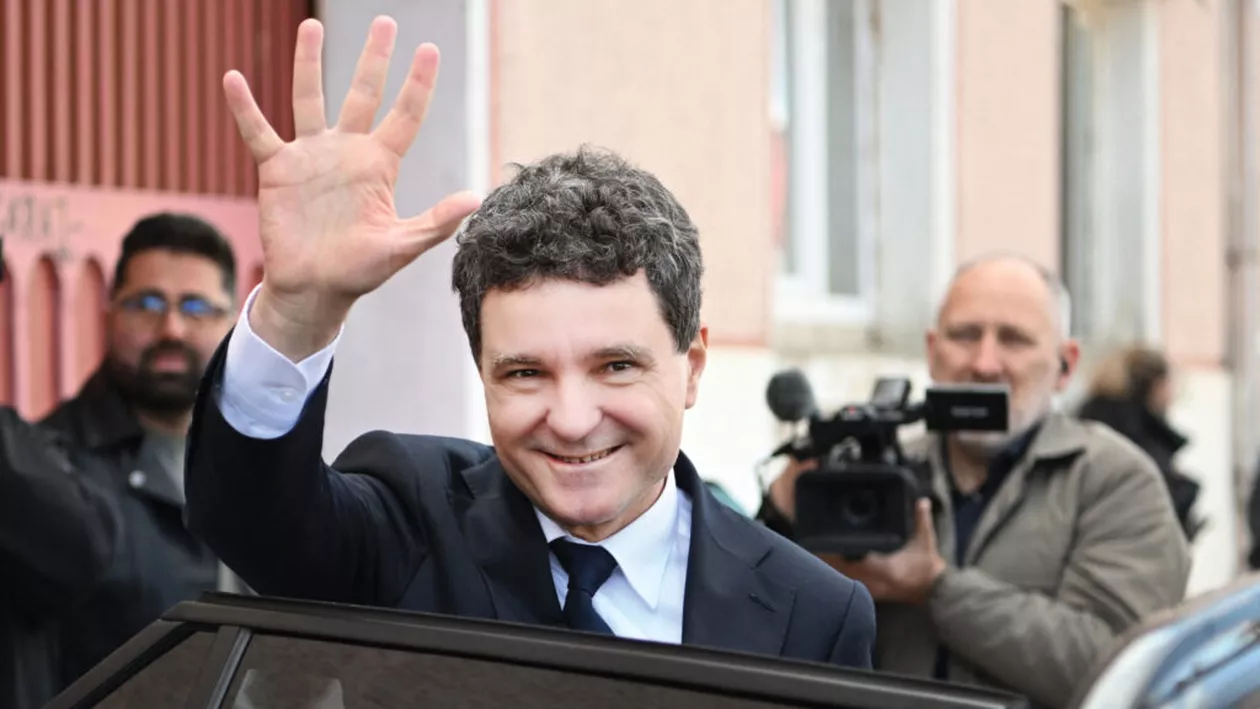 Nicușor Dan, huiduit la Iași. Oamenii l-au alungat în Ucraina. Reacția președintelui (VIDEO)