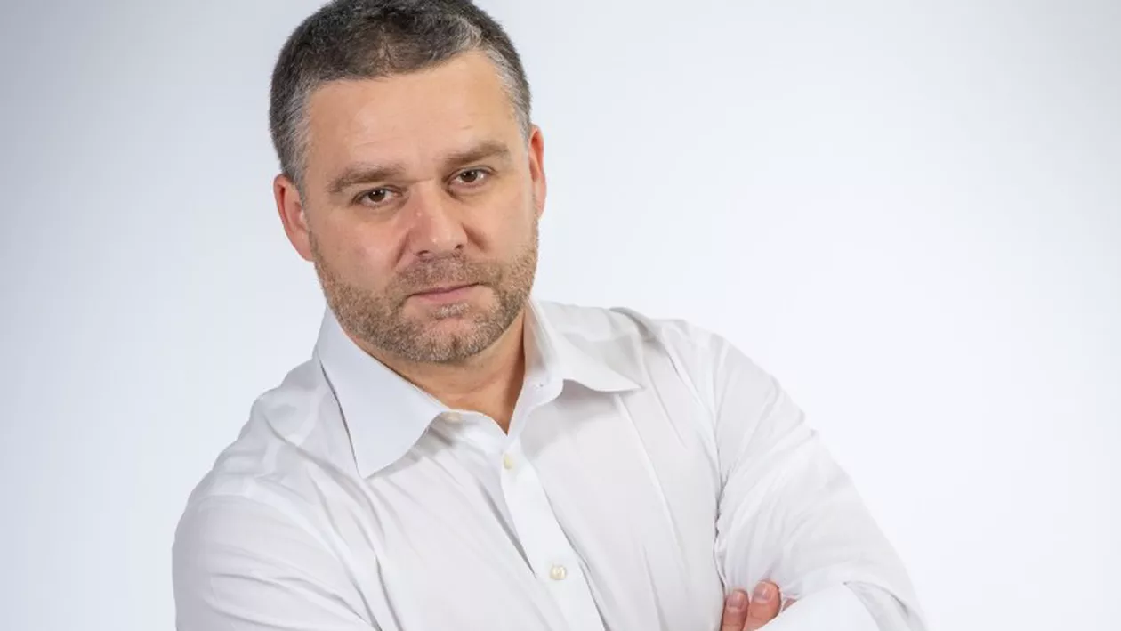 Ciucu își face podcast: „Îmi propun și o țintă - până la sfârșitul anului să fie în top 20 podcasturi din România” (FOTO)