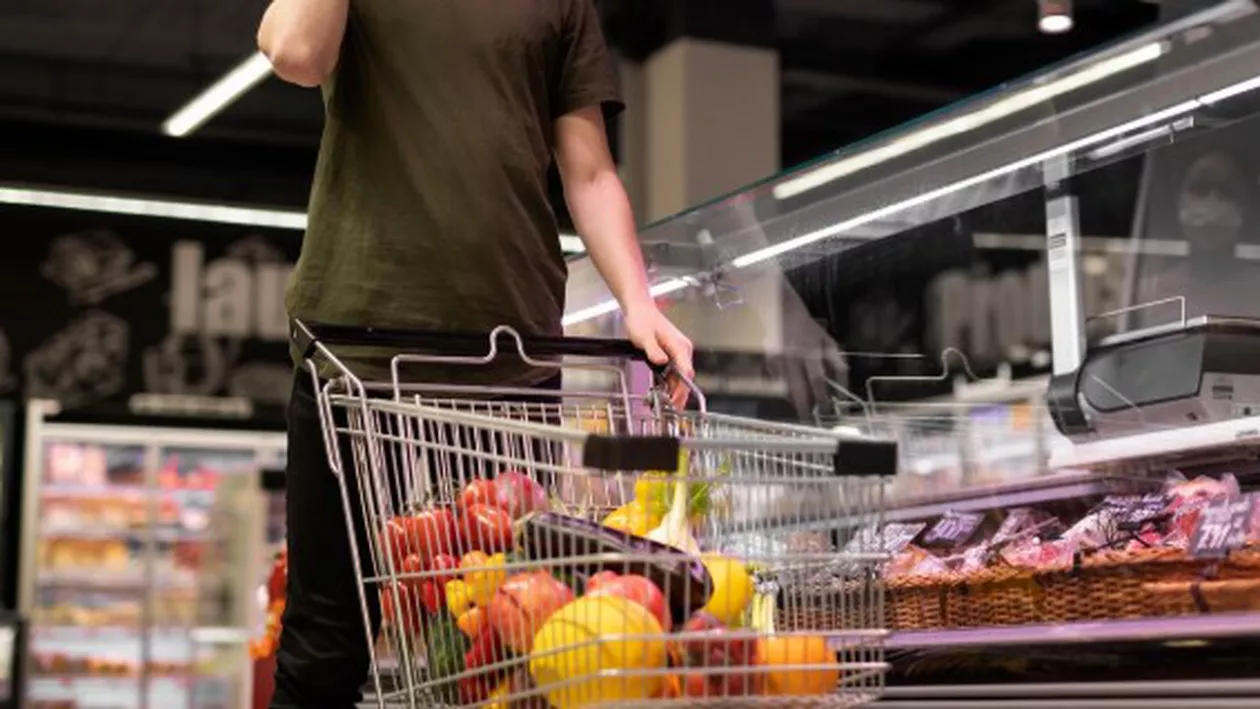Scumpirile din supermarketuri îi împing pe români să treacă granița. Cât costă produsele în Bulgaria și cât rămâne în buzunar