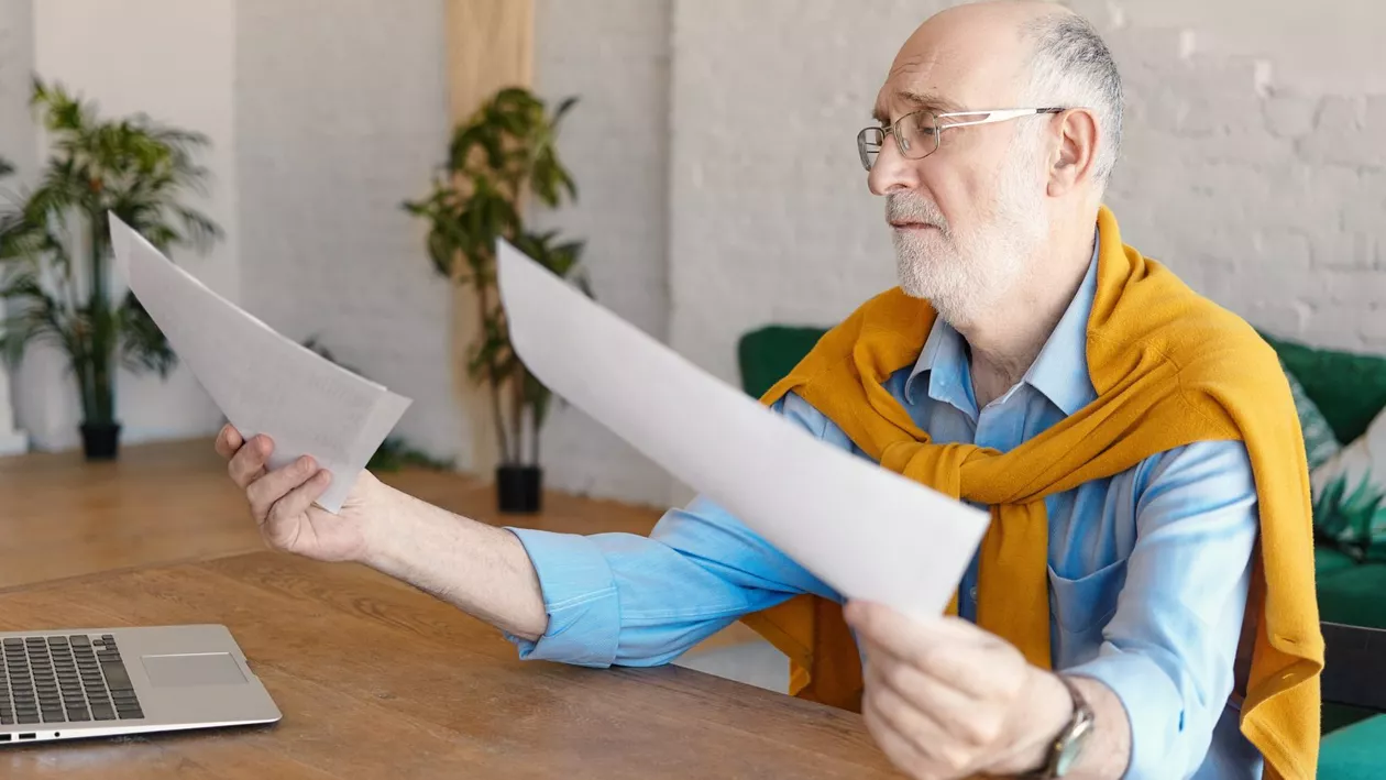 Newsweek: Care pensionari primesc între 600 și 1.000 lei în plus la pensie? Ministrul Muncii anunță cine nu ia nimic