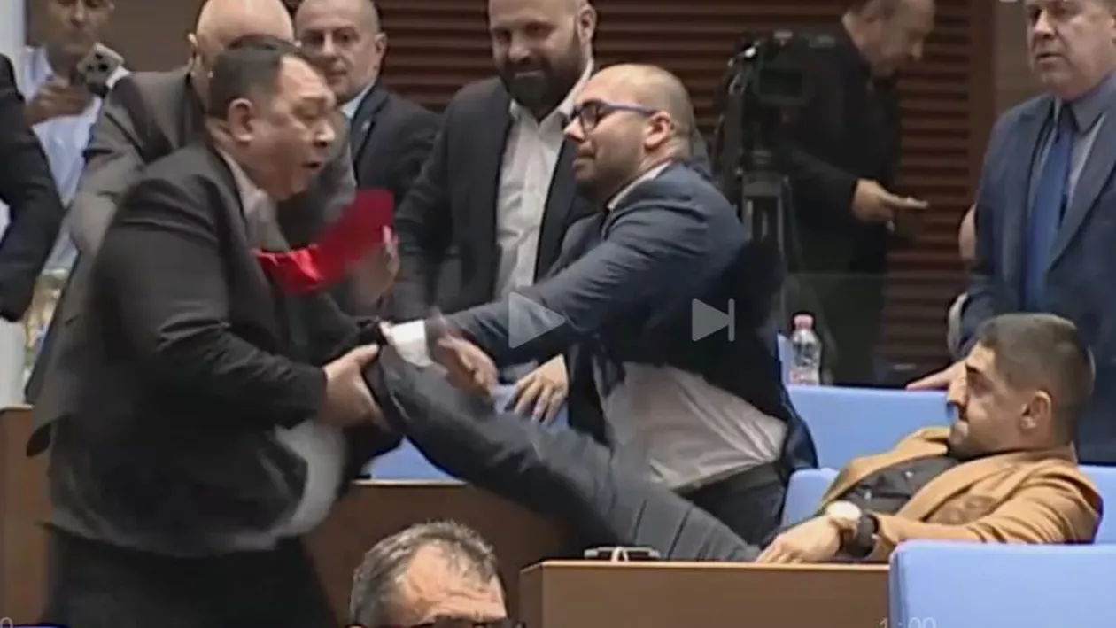 Bătaie în Parlamentul din Bulgaria. Motivul disputei (VIDEO)
