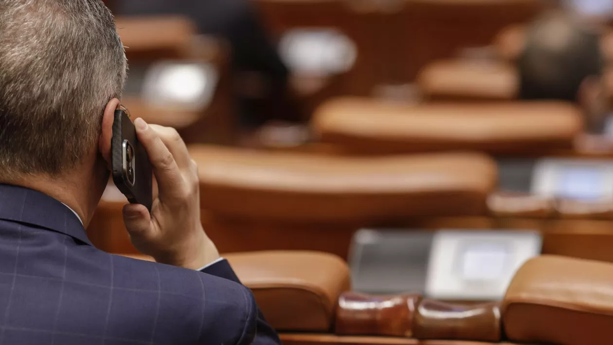 PSD, izolat în Parlament din cauza pachetelui de solidaritate. AUR va vota bugetul alături de PNL și USR