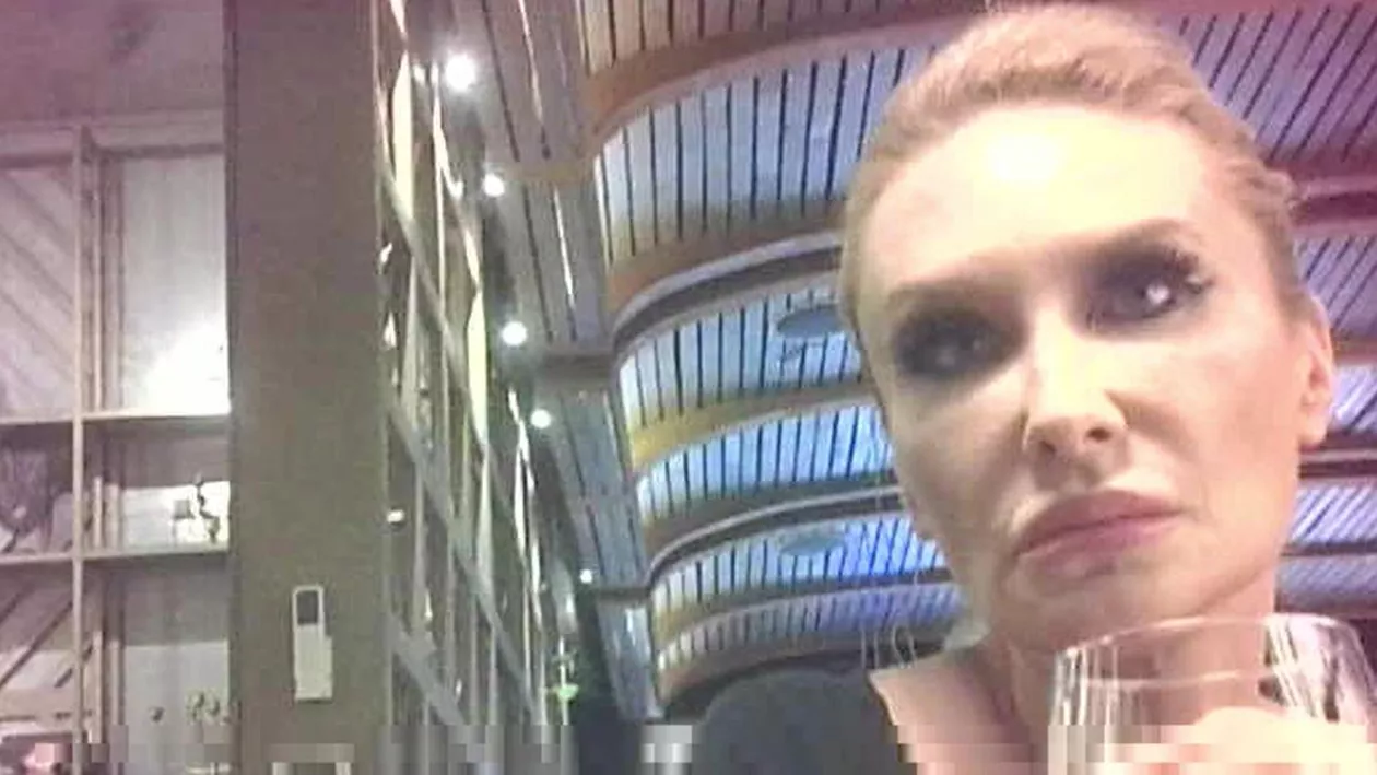 VIDEO: Noi imagini de la flagrantul în care a fost prinsă avocata Adriana Georgescu. Teancuri de bani aruncate pe masă în restaurant. Cum se negocia șpaga