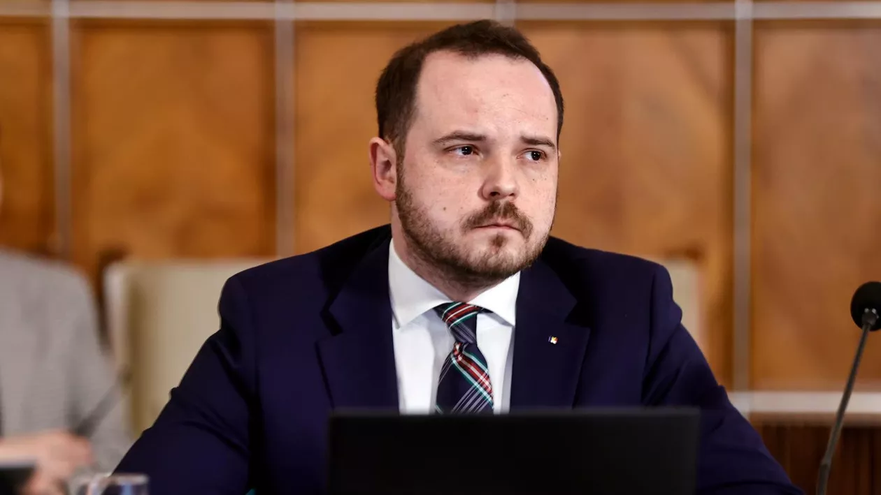 Alexandru Rogobete: „Producem de trei ori mai mulţi rezidenţi decât putem include în sistem”. Ce soluție propune Ministerul Sănătății pentru remedierea problemei
