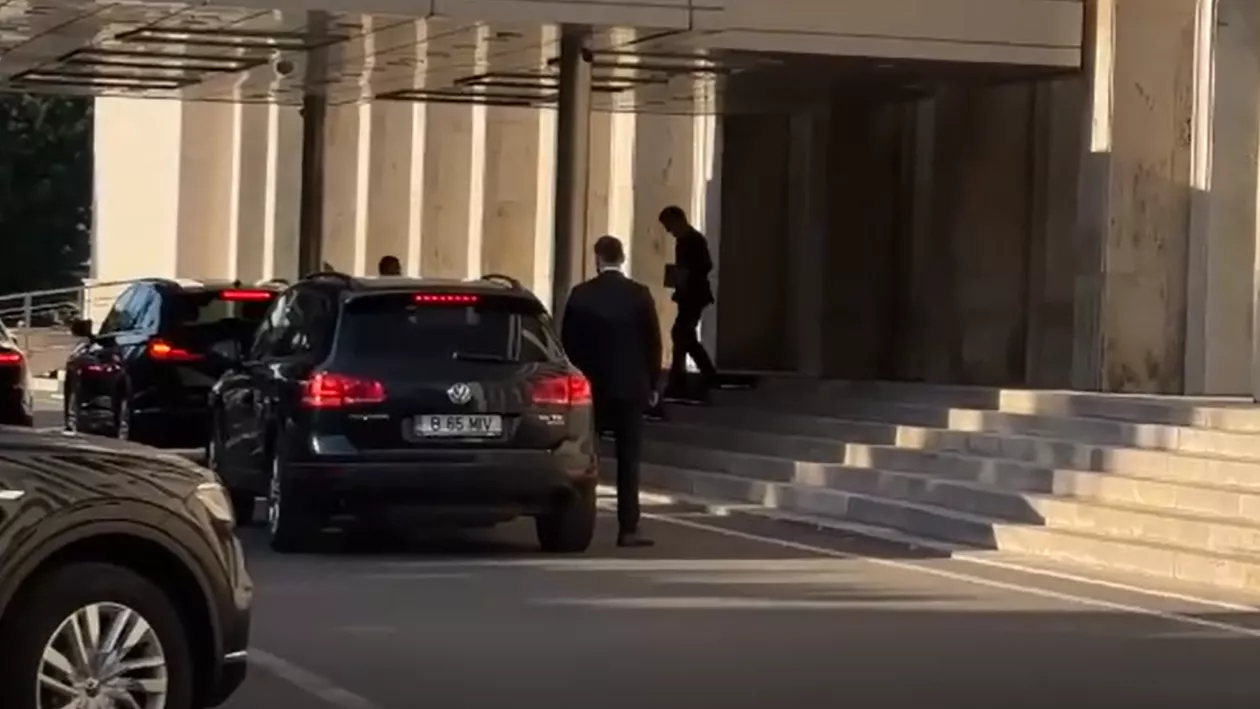 Ilie Bolojan mai ia niște mașini pentru Palatul Victoria. Se face licitație pentru încă 19 autoturisme. Și nu orice autoturisme