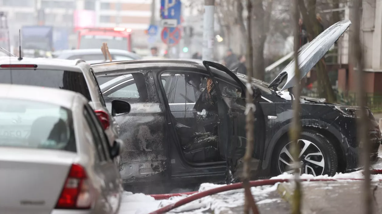 Imagini incredibile de la tragedia din Sectorul 6 al Capitalei. O femeie a murit într-o mașină electrică (GALERIE FOTO/VIDEO)