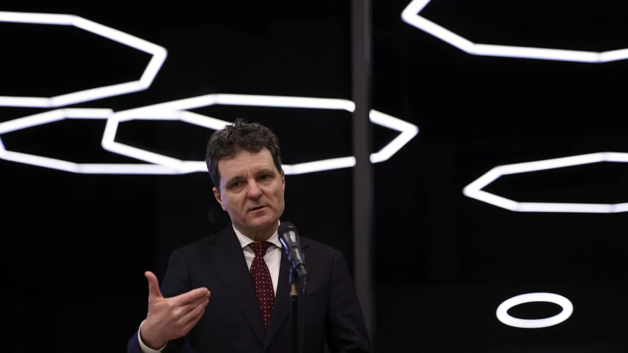 Reacția lui Nicușor Dan, după ce CCR a amânat pentru a cincea oară decizia privind pensiile speciale: Evident că e o tergiversare, o vedem cu toții