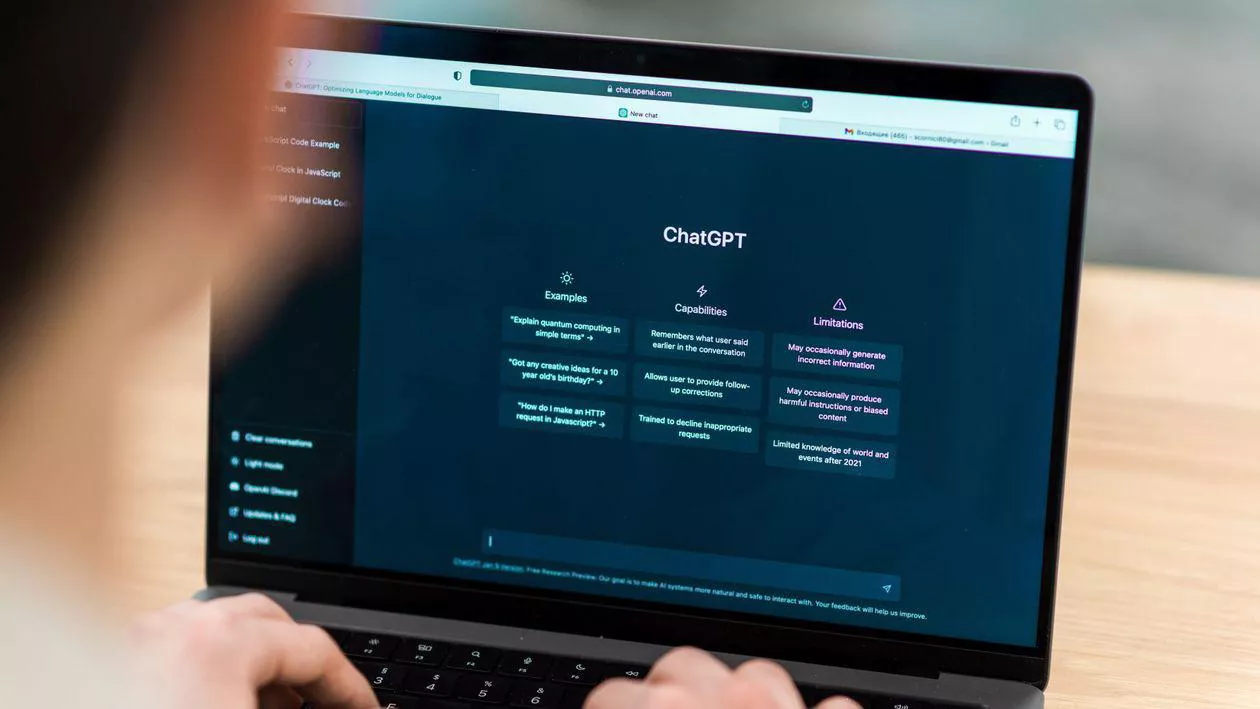 ChatGPT introduce verificarea vârstei pentru utilizatori. Ce se schimbă și cum funcționează noul sistem