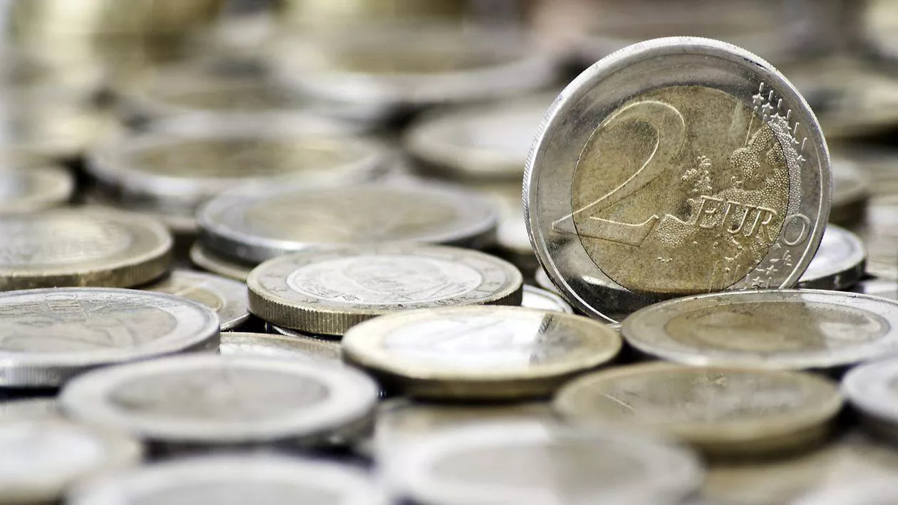 Trecerea la euro schimbă economia Bulgariei. Ce arată primele date