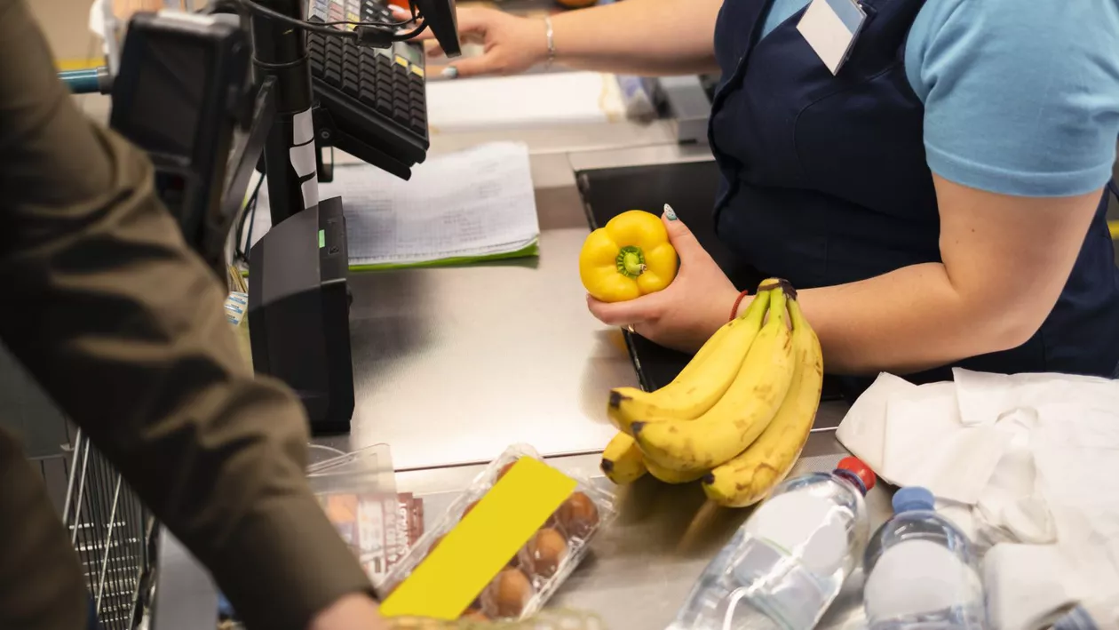 Care este orașul în care supravegherea cu inteligență artificială îi prinde pe hoți înainte să iasă din magazin: „Primim o alertă”