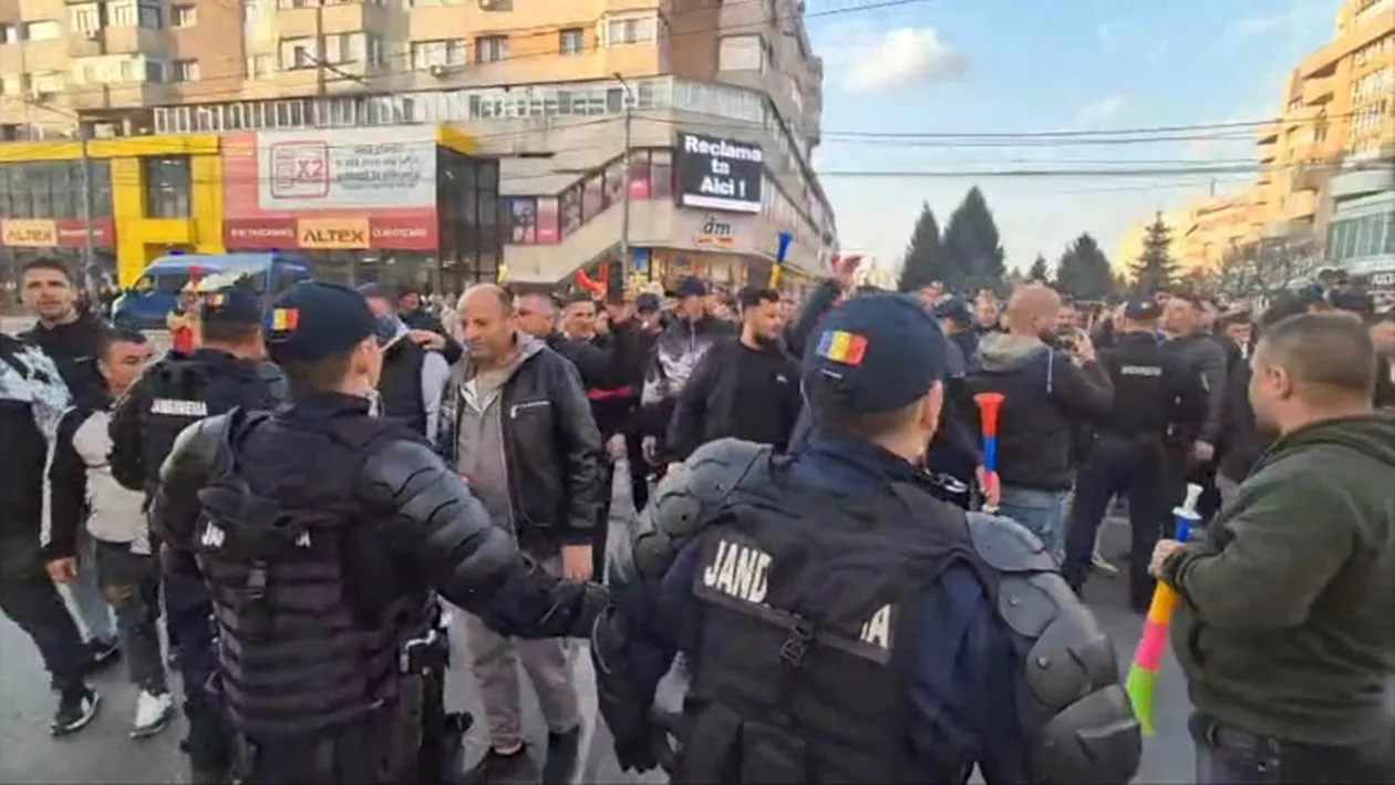 Minerii din Gorj ies din nou în stradă din cauza concedierilor. Ce se întâmplă cu angajații Complexului Energetic Oltenia (VIDEO)