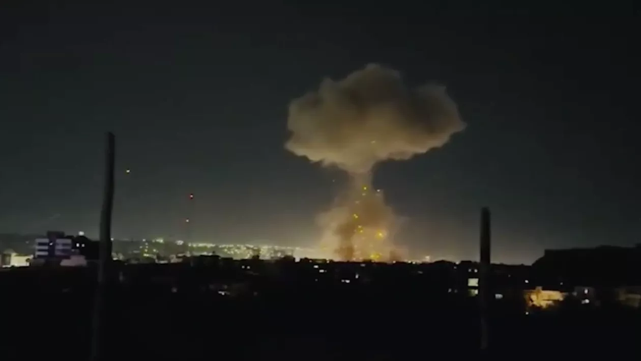 Tensiuni majore între Afganistan și Pakistan după exploziile din Kabul. Ce spun autoritățile talibane despre atac (VIDEO)