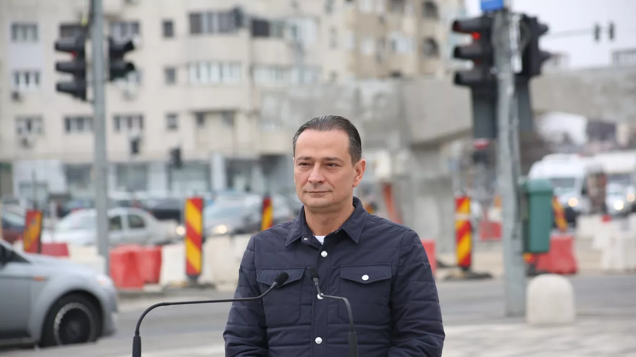 A început montarea tablierului metalic al pasajului Europa Unită. Daniel Băluță: „Acest pasaj va fi ultimul pe care o primărie îl va putea face!”