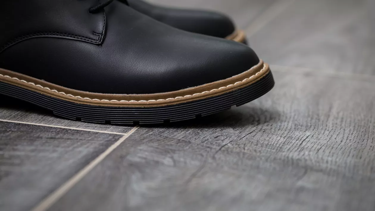 De ce sunt pantofii din piele alegerea optimă pentru confort primăvara aceasta?