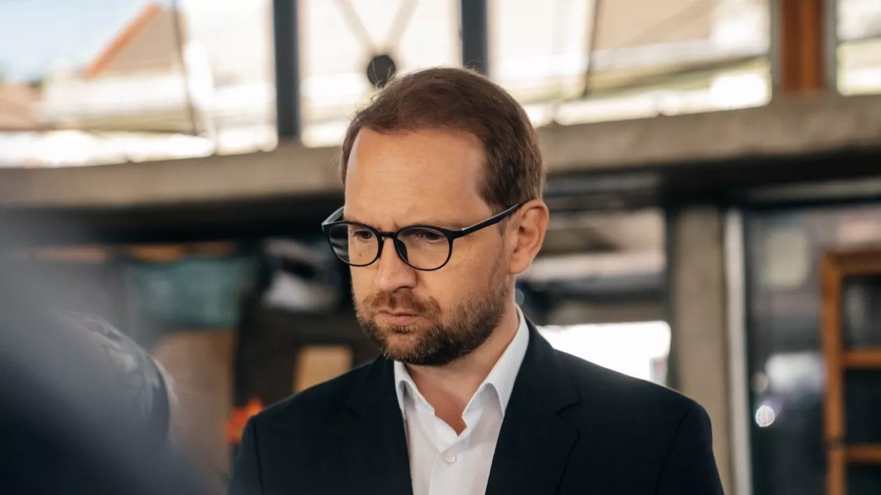 Dominic Fritz, după drona căzută la Galați: „Cei care nu pot rosti cuvântul ‘Rusia’ și ‘agresor’ în aceeași propoziție nu sunt patrioți”