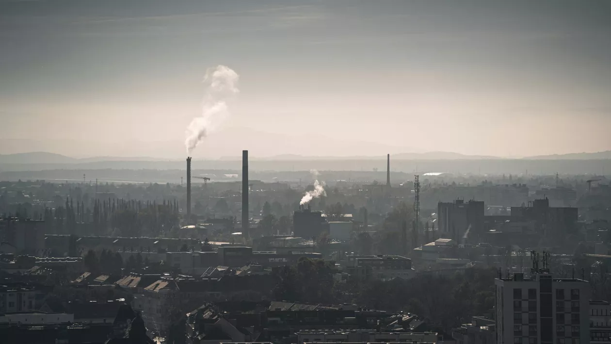 Europa, sub un nou episod de poluare: De ce aerul va deveni irespirabil până la finalul săptămânii