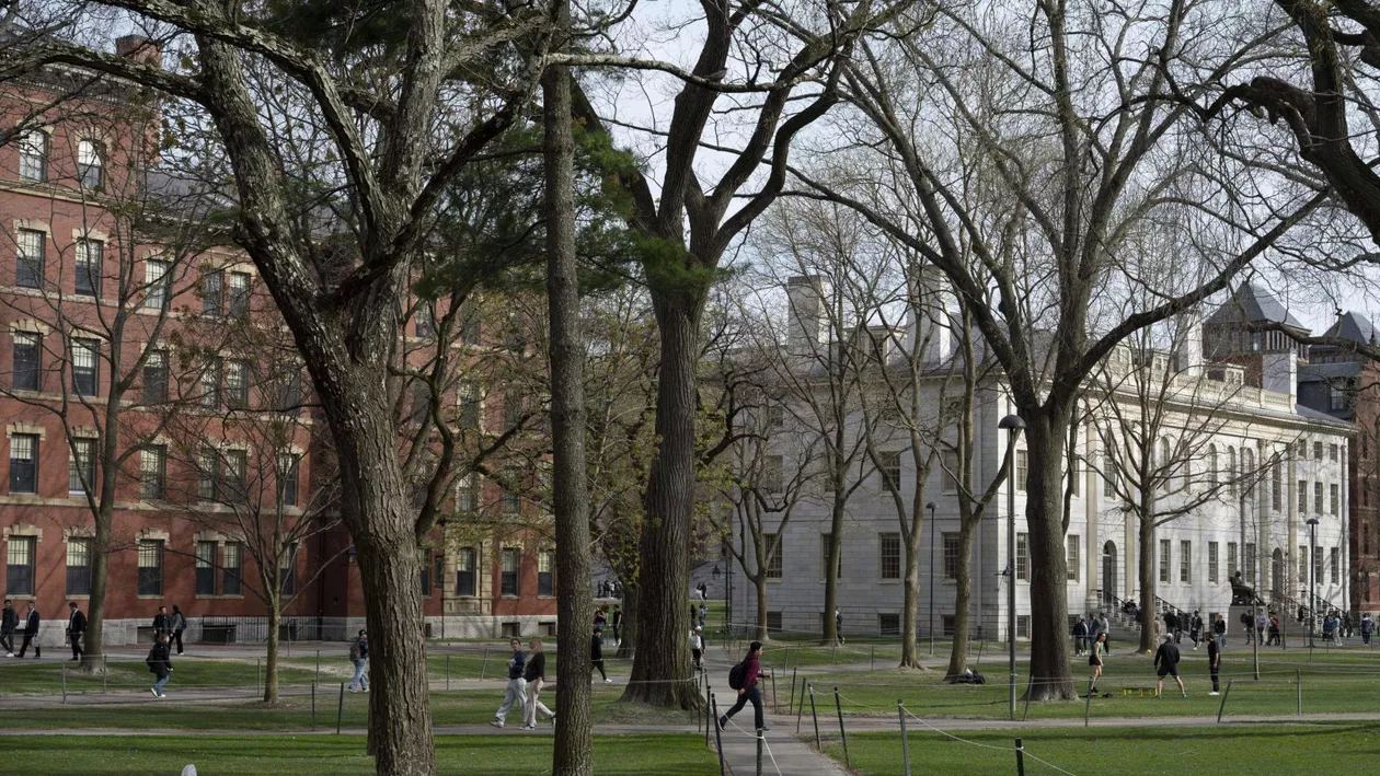 Tânăr din Constanța, admis la Universitatea Harvard cu bursă de 1,3 milioane de dolari. Povestea impresionantă a lui Robert Cristian Coceangă