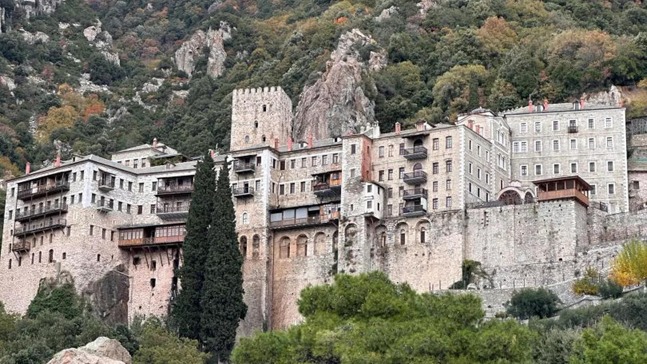 Ce a văzut un român pe Muntele Athos. Experiența care i-a schimbat viața: „Nu credeam că e posibil”