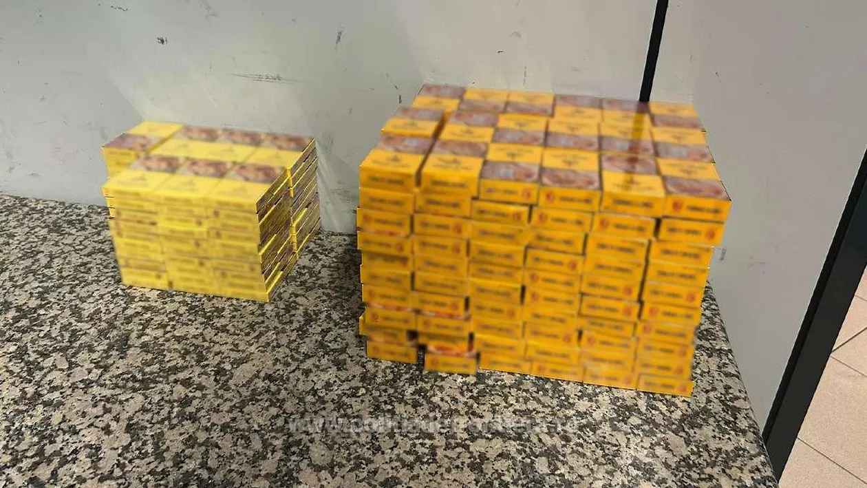 Mită la Aeroportul Henri Coandă. Doi cetățeni vietnamezi ar fi încercat să ofere bani polițiștilor de frontieră după descoperirea unor țigarete ascunse în bagaje