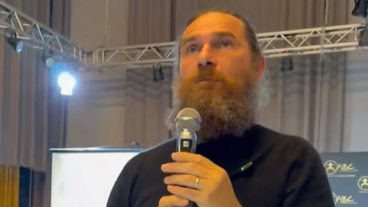 Fostul arbitru Alexandru Tudor a rememorat un moment incredibil cu Zidane și Desailly: „Am rămas șocat. Bă, de unde vin ăștia?” (VIDEO)