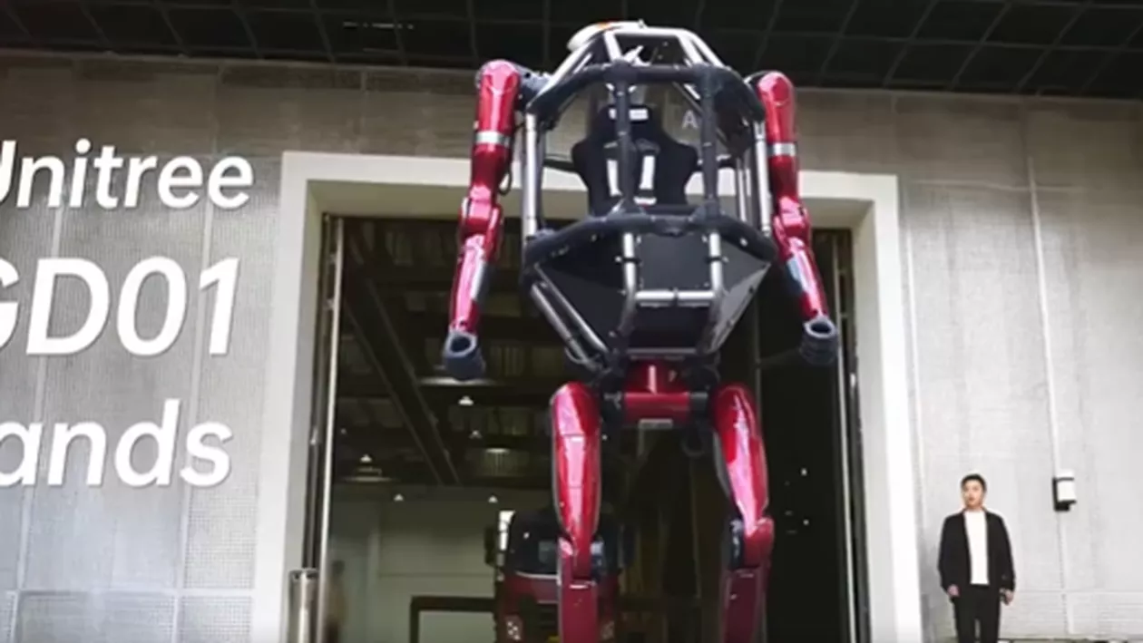 (VIDEO) China a lansat robotul uriaș de 500.000 de euro pe care îl poți pilota ca în filmele SF