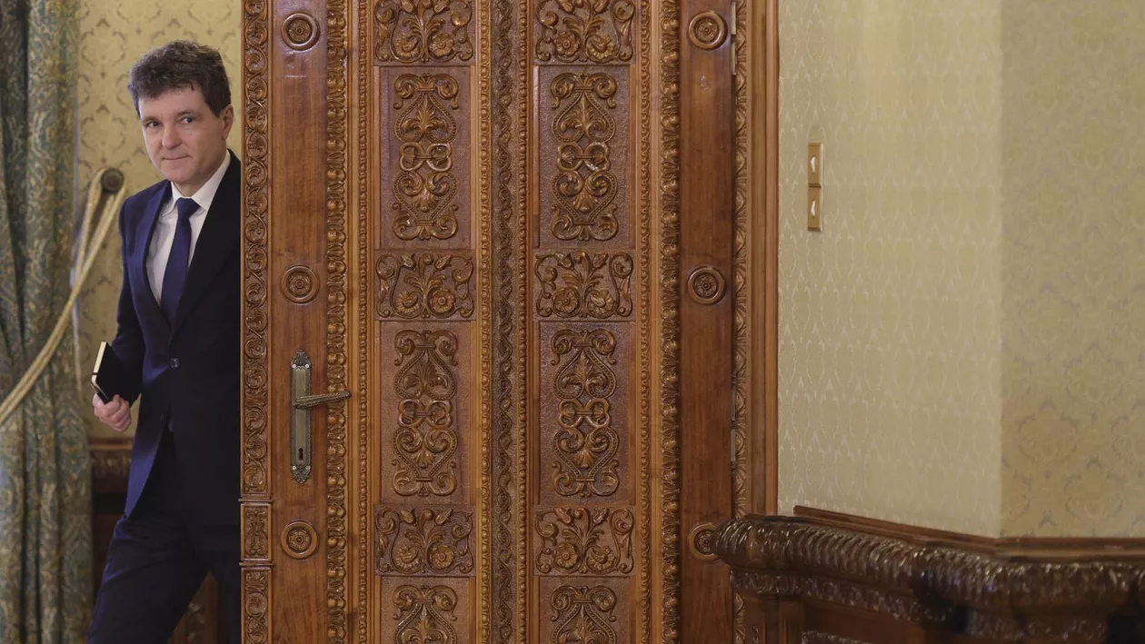 Strategia ascunsă a lui Nicușor Dan. Motivul pentru care azi s-a întâlnit doar cu suveraniștii și independenții