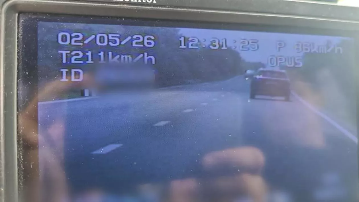 Ce amendă a primit un șofer prins cu 211km/h pe un drum din Timiș. A rămas fără permis 4 luni