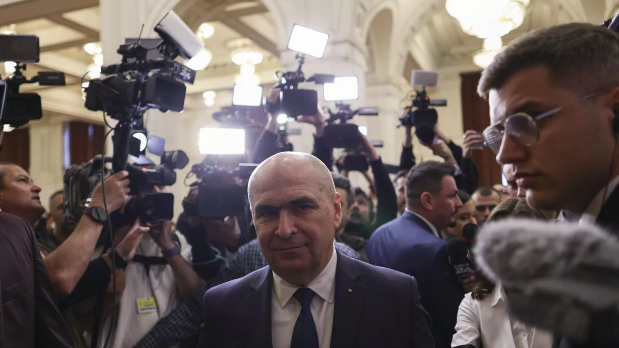 Bolojan, despre liberalii care vor la guvernare: Niciun partid nu crapă dacă stă în opoziţie / Nu este uşor să fii într-o intersecţie şi să nu te prostituezi, neapărat, ca să fii la putere
