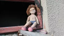 Mama care și-a torturat bebelușul pentru că s-a născut prematur a fost condamnată definitiv