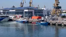 Marinar, preluat de ARSVOM de la navă în port. Bărbatul era rănit la mâna dreaptă