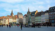 Românii și moldovenii protestează împotriva fascismului și a lui Simion, la Strasbourg. „Trădarea de țară în AUR se măsoară”