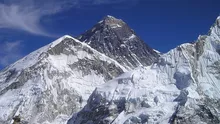 Nepalul vrea să schimbe regulile pentru escaladarea Everestului și să limiteze accesul alpiniștilor. Ce efecte ar putea avea noile condiții