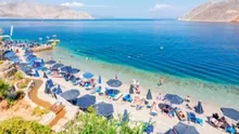 O turistă a dispărut de pe o plajă din Grecia. Ce făcea soțul în acest timp