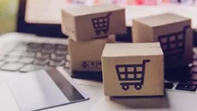 Cadouri online de Paște. Românii preferă gadgeturile și jucăriile în locul hainelor noi