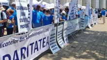 Sindicaliștii de la Apele Române protestează în fața Ministerului Mediului, nemulțumiri după tăierea sporurilor