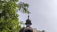 Construcția unei biserici, subiect de scandal într-o comună din Satu Mare. Preoții sunt acuzați că cer sume uriașe localnicilor 