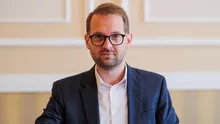 Dominic Fritz, apel către George Simion: „Aceasta este România pe care Nicușor Dan o va construi în următorii ani”
