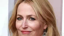 Gillian Anderson, Scully din Dosarele X, spune că a fost surprinsă de propria sa rușine de a-și împărtăși fanteziile sexuale